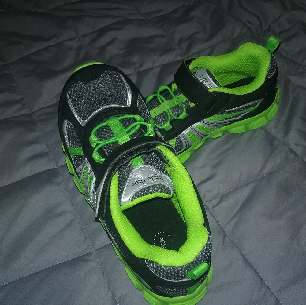 Boys Stride Rite sneakers